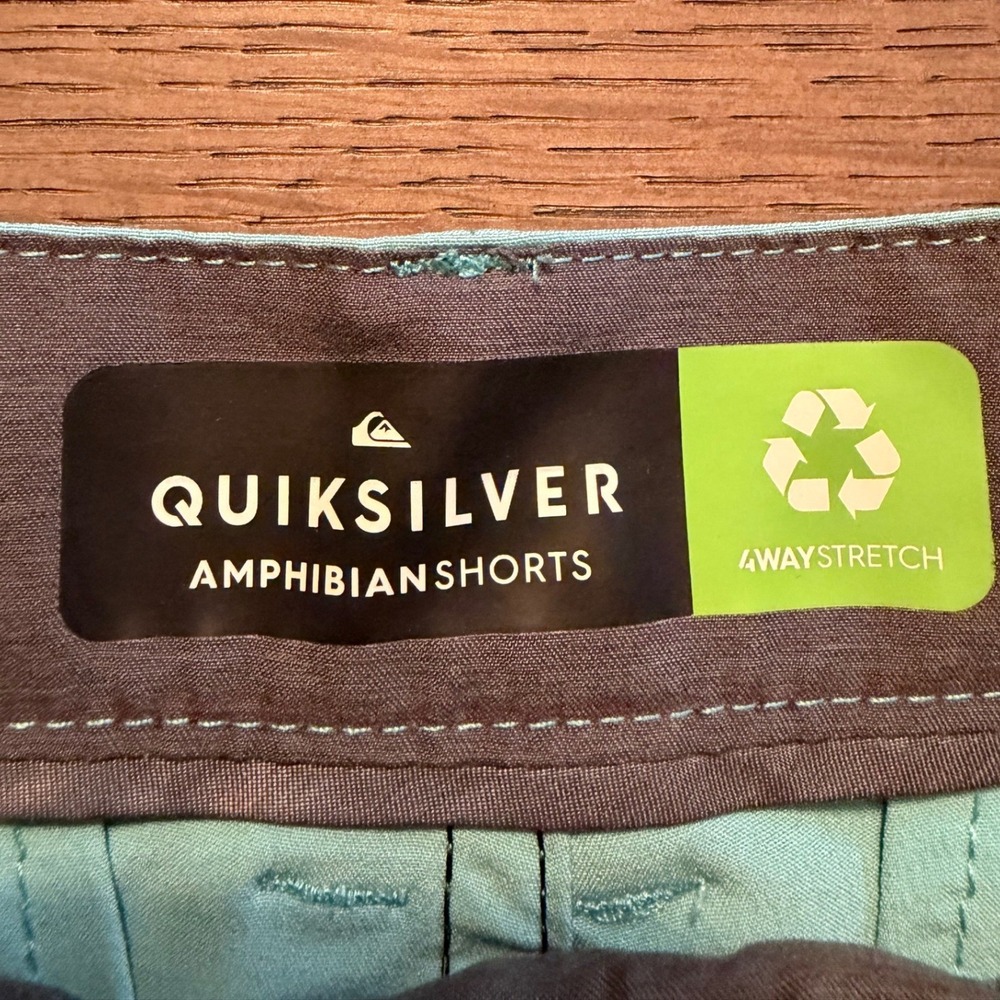Quiksilver Amphibian Mens Hybrid Shorts Blue 4-Way Stretch Size 28 DryFlight - Picture 2 of 6